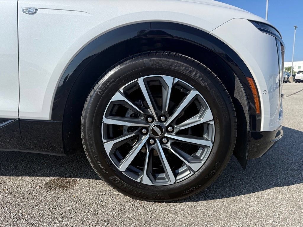 Certified 2024 Cadillac Lyriq Sport AWD/4WD image 17