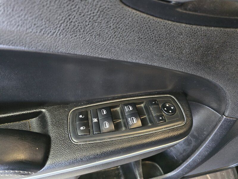 Used 2021 Chrysler 300 S RWD image 16