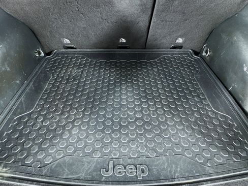 Used 2018 Jeep Compass Trailhawk w/ Safe & Security Group image 34