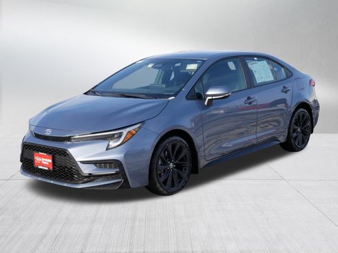 Certified 2023 Toyota Corolla SE image 3