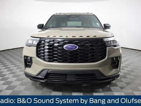 New 2026 Ford Explorer ST-Line AWD/4WD image 9