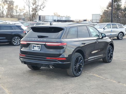 New 2026 Lincoln Corsair Premiere image 4