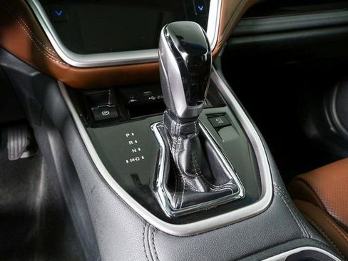 Used 2020 Subaru Outback Touring XT image 18