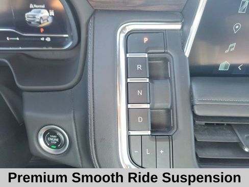 Used 2024 Chevrolet Suburban LT image 11