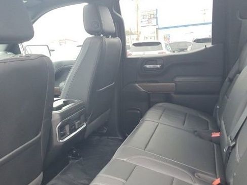 Used 2022 Chevrolet Silverado 1500 High Country w/ Technology Package image 22