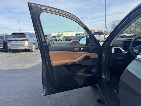 New 2026 BMW X7 xDrive40i w/ Executive Package image 11