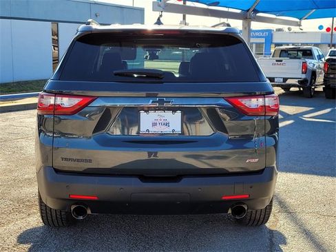 Used 2021 Chevrolet Traverse RS image 7