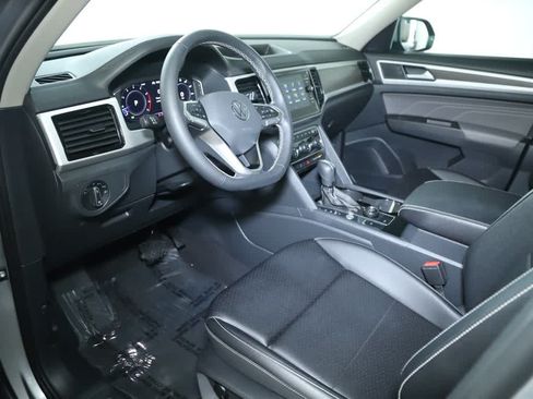 Certified 2023 Volkswagen Atlas SE AWD/4WD image 18