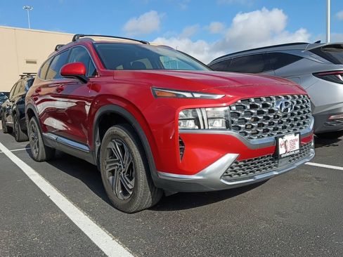 Used 2022 Hyundai Santa Fe SEL image 2