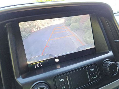 Used 2019 GMC Canyon SLE w/ Trailering Package RWD image 17
