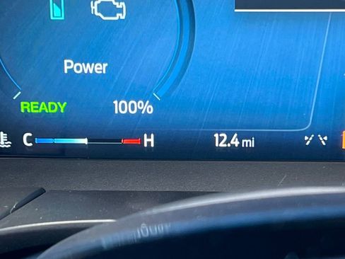 New 2024 Ford Escape SE w/ PHEV Premium Package FWD image 6