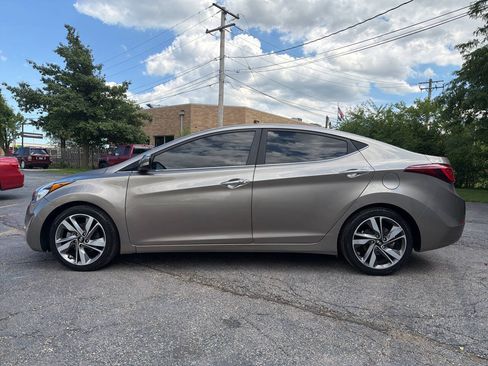 Used 2016 Hyundai Elantra Limited FWD image 3
