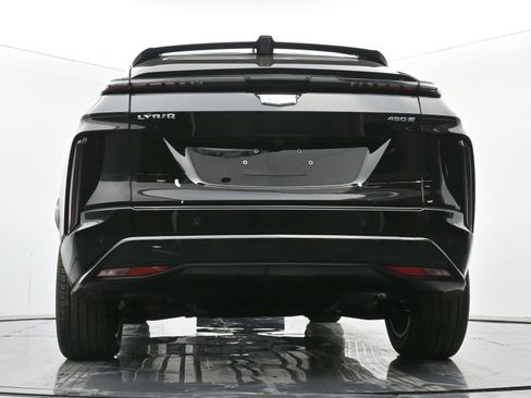 New 2025 Cadillac Lyriq Sport RWD image 18