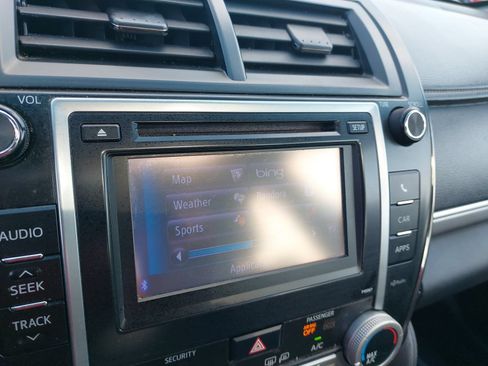Used 2012 Toyota Camry SE FWD image 21