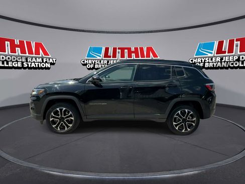 Used 2023 Jeep Compass Limited AWD/4WD image 5