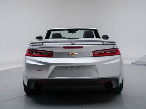 Used 2017 Chevrolet Camaro SS RWD image 5