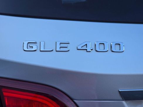 Used 2019 Mercedes-Benz GLE 400 4MATIC image 8