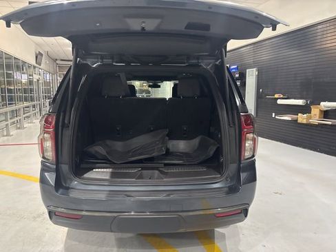 Used 2021 Chevrolet Tahoe Z71 w/ Z71 Off-Road Package image 39