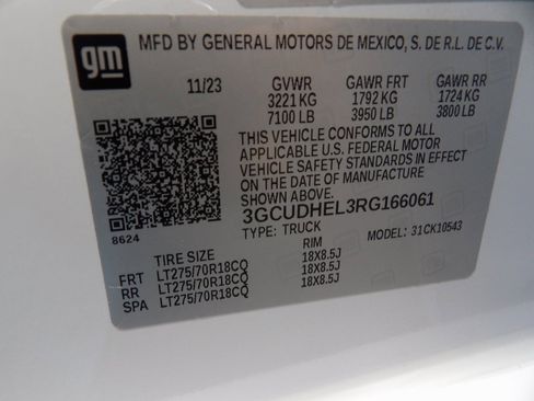 Used 2024 Chevrolet Silverado 1500 ZR2 w/ Technology Package image 54