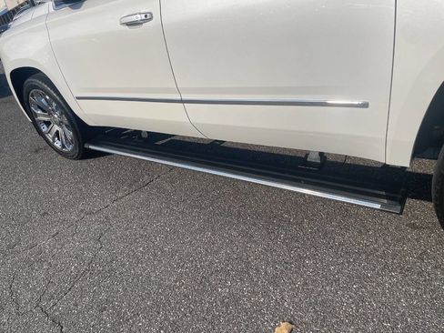 Used 2017 GMC Yukon XL Denali w/ Open Road Package image 41