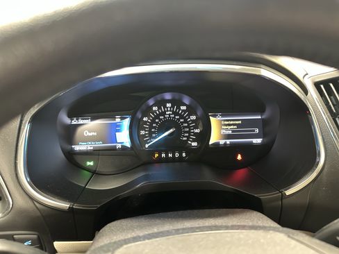 Used 2019 Ford Edge Titanium w/ Cold Weather Package AWD/4WD image 21