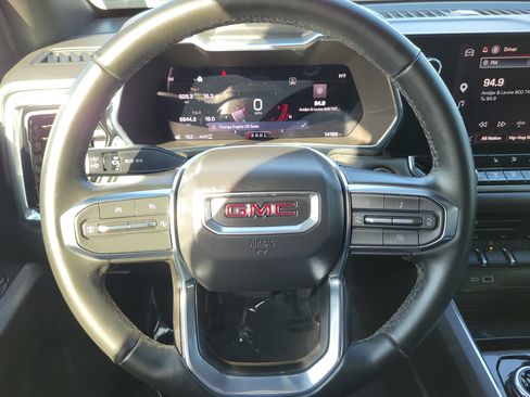 Used 2025 GMC Canyon Elevation w/ Convenience Package AWD/4WD image 18