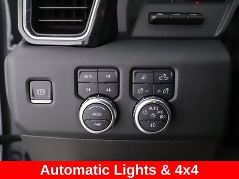 Used 2024 GMC Sierra 3500 Denali Ultimate AWD/4WD image 22