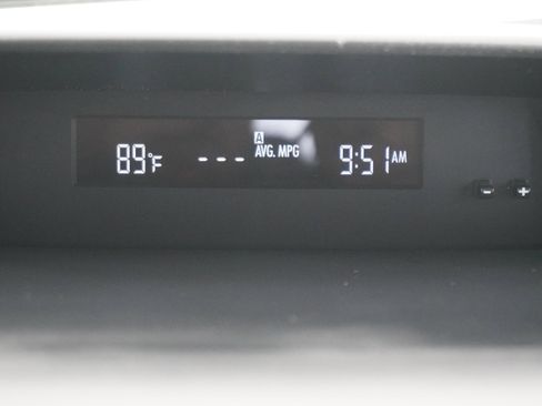 Used 2021 Subaru Forester Premium image 16