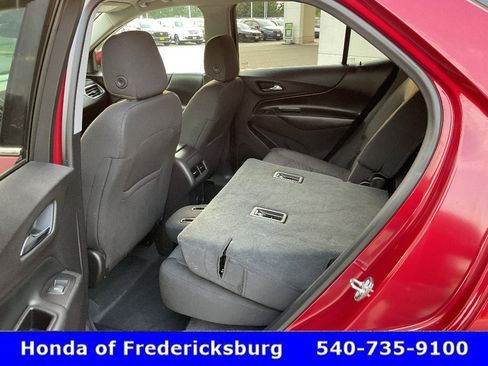 Used 2018 Chevrolet Equinox LT AWD/4WD image 24