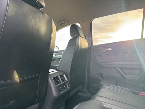 Used 2022 Volkswagen Atlas SE image 27