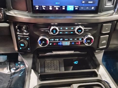 Used 2024 Ford F250 Lariat w/ Chrome Package image 21