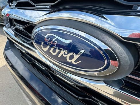 Used 2024 Ford Expedition Max Limited image 32