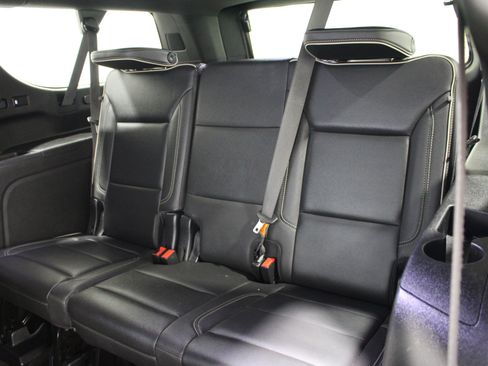 Used 2021 GMC Yukon XL SLT w/ SLT Premium Package AWD/4WD image 21