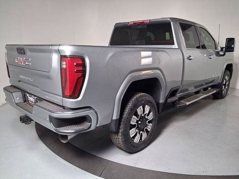 New 2026 GMC Sierra 3500 Denali w/ Denali Reserve Package AWD/4WD image 4