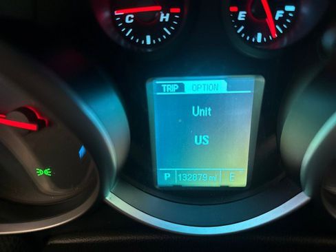 Used 2015 Chevrolet Cruze LT w/ Sun And Sound Package FWD image 19
