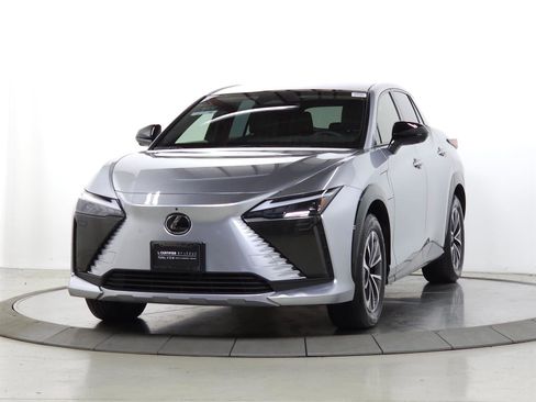 Certified 2023 Lexus RZ 450e Premium w/ Technology Package AWD/4WD image 3
