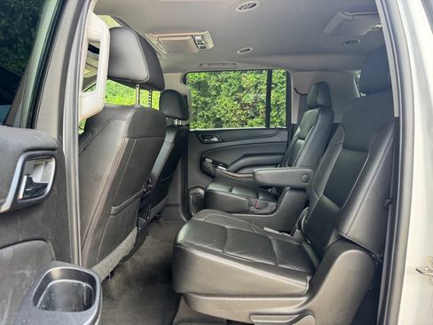 Used 2017 Chevrolet Suburban LT AWD/4WD image 20