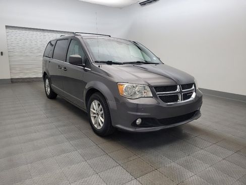 Used 2020 Dodge Grand Caravan SXT image 13