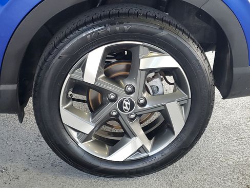 Used 2024 Hyundai Venue SEL FWD image 28