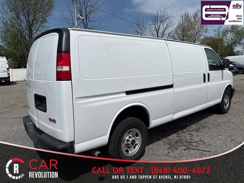 Used 2023 GMC Savana 2500 Extended w/ Driver Convenience Package image 6