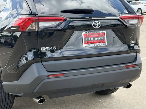 Used 2024 Toyota RAV4 XLE AWD/4WD image 6