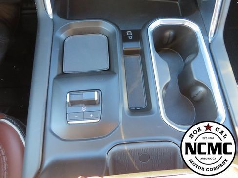 Used 2024 GMC Sierra 3500 Denali Ultimate image 42