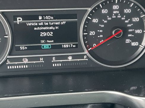 Used 2023 Kia Sorento EX image 13