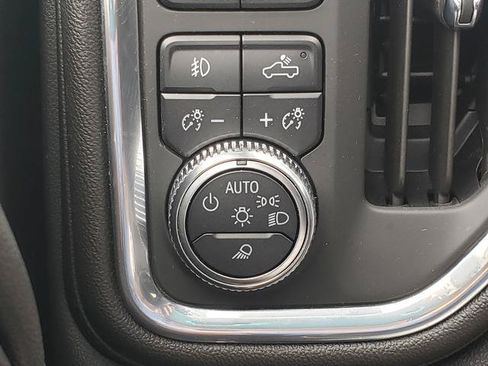 Used 2022 GMC Sierra 1500 AT4 w/ AT4 Preferred Package AWD/4WD image 31