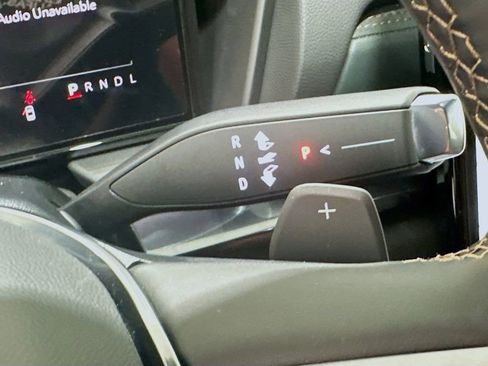 New 2026 GMC Terrain AT4 w/ Convenience Package III AWD/4WD image 17