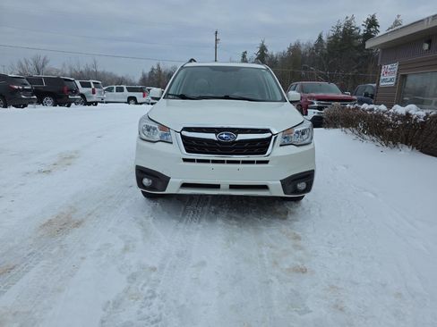 Used 2017 Subaru Forester 2.5i Limited w/ Protection Package #2 image 4