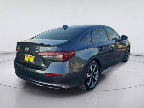 Used 2025 Honda Civic Sport Touring image 5
