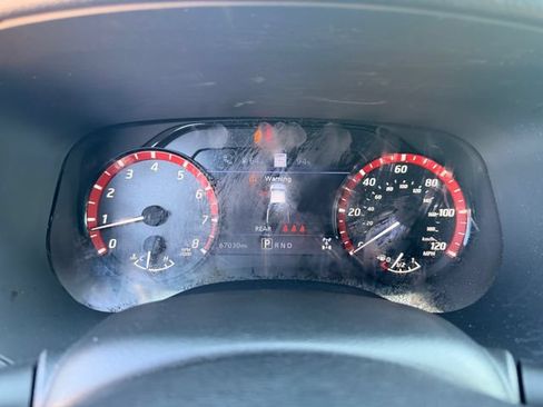 Used 2023 Nissan Frontier PRO-4X w/ Pro-4X Premium Package AWD/4WD image 19