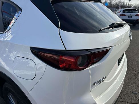 Used 2021 MAZDA CX-5 Touring image 8