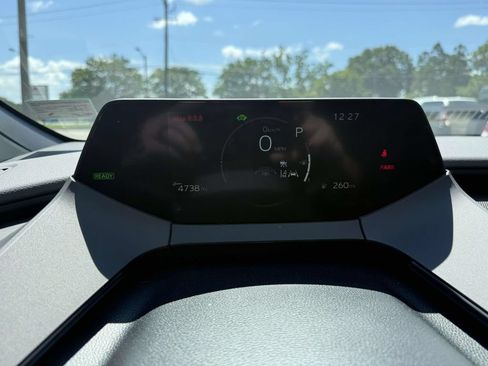 Used 2026 Toyota Prius XLE FWD image 13
